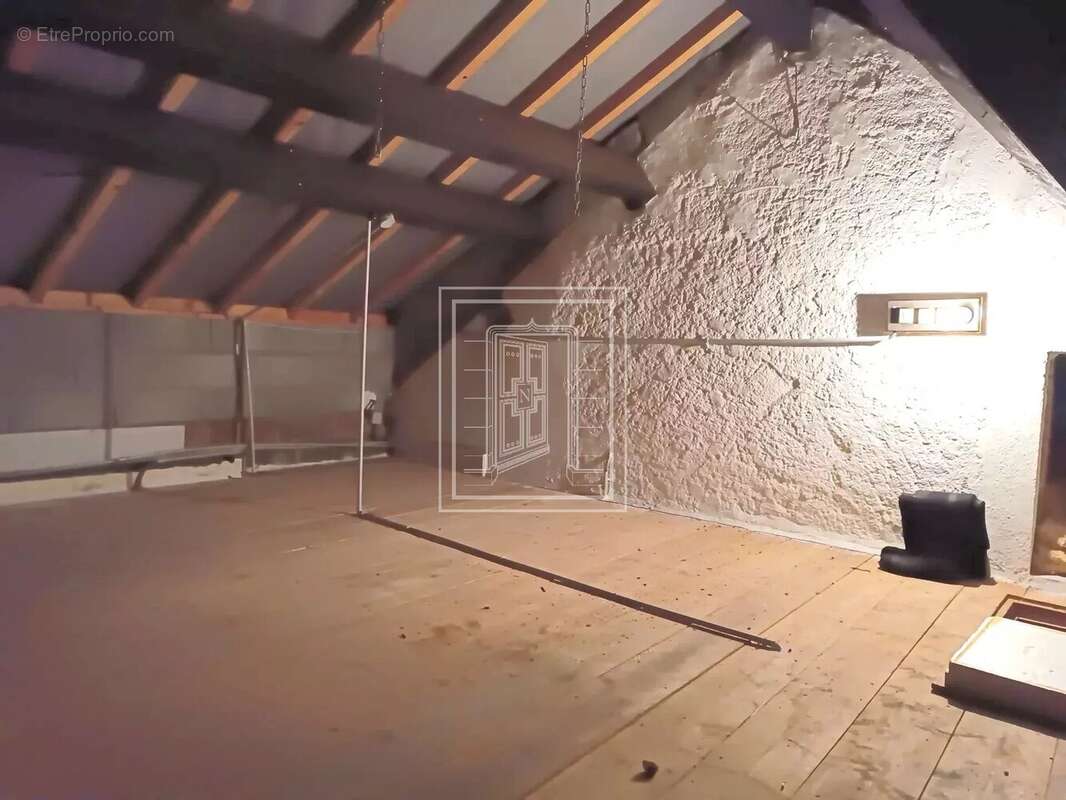 Maison à MILLANCAY