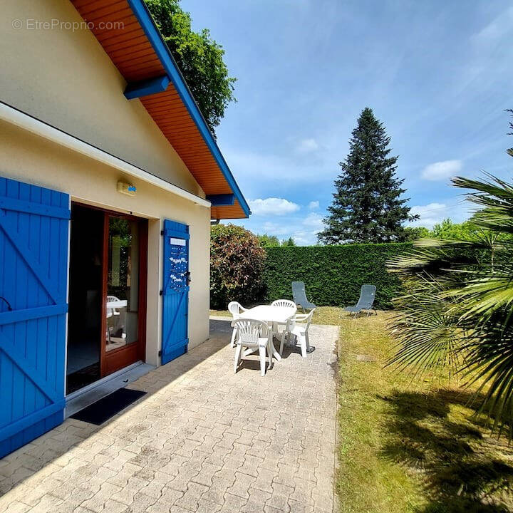 Maison à SAINT-JULIEN-EN-BORN