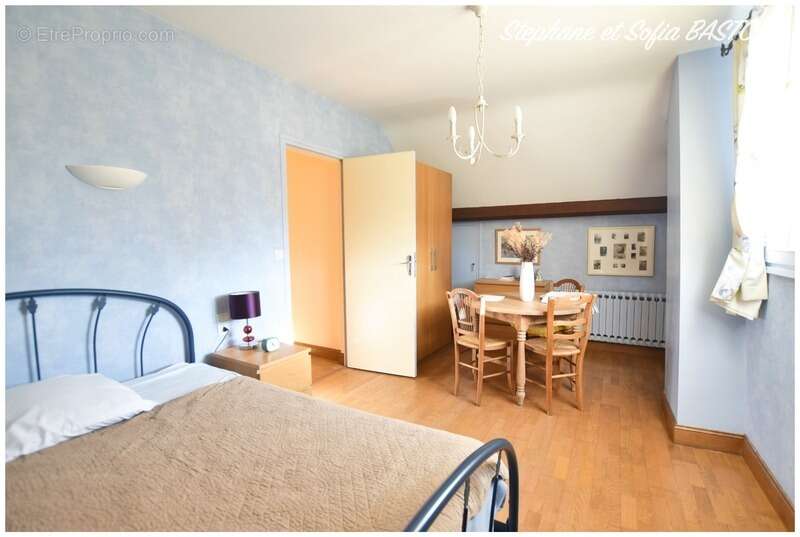 Maison à PONTS-ET-MARAIS