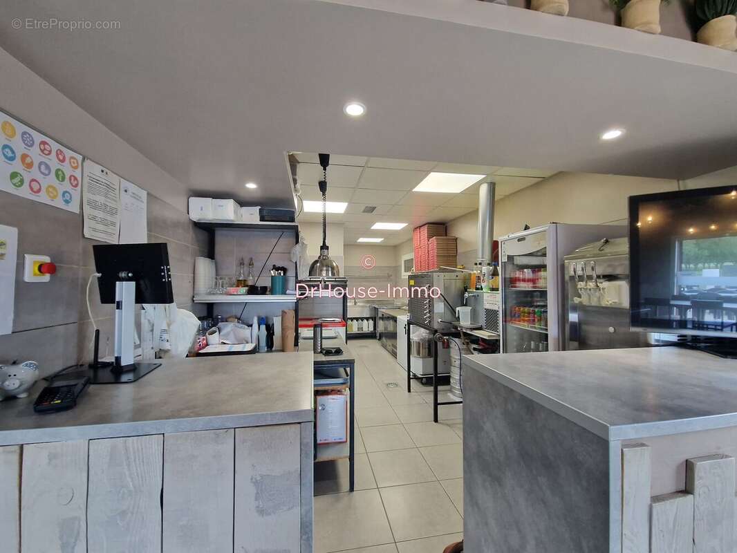 Commerce à CHATILLON-SAINT-JEAN