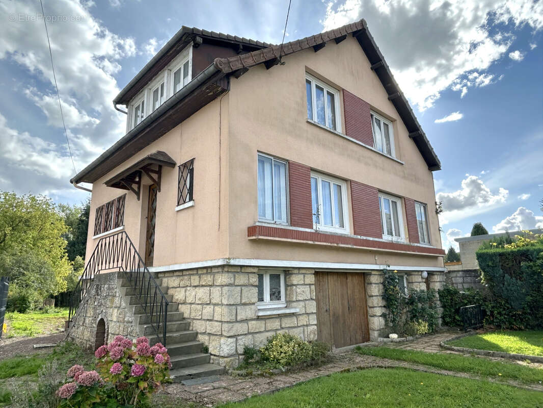 Maison à POIX-DE-PICARDIE
