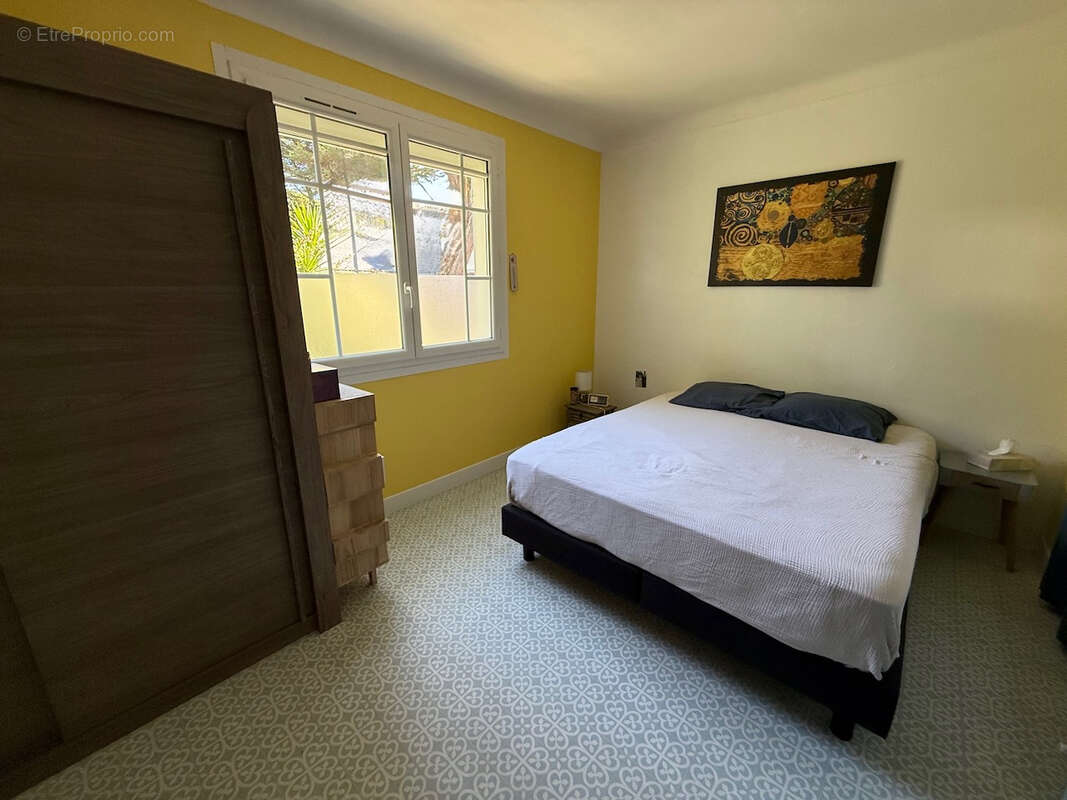 Maison à LE POULIGUEN