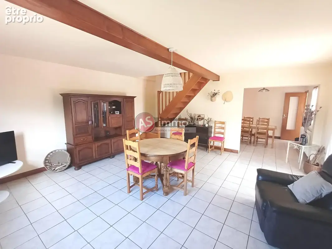 Belle Maison de Village implantée dans un écrin de Verdure - photo 4