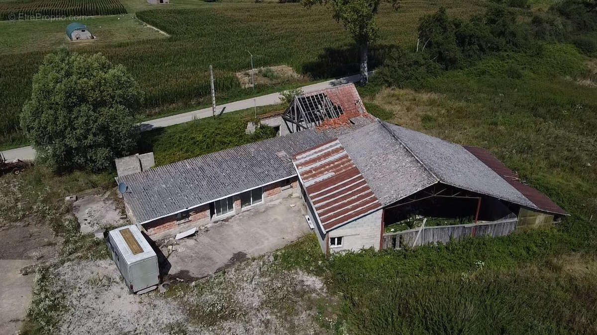 Maison à LA CHAPELLE-NAUDE