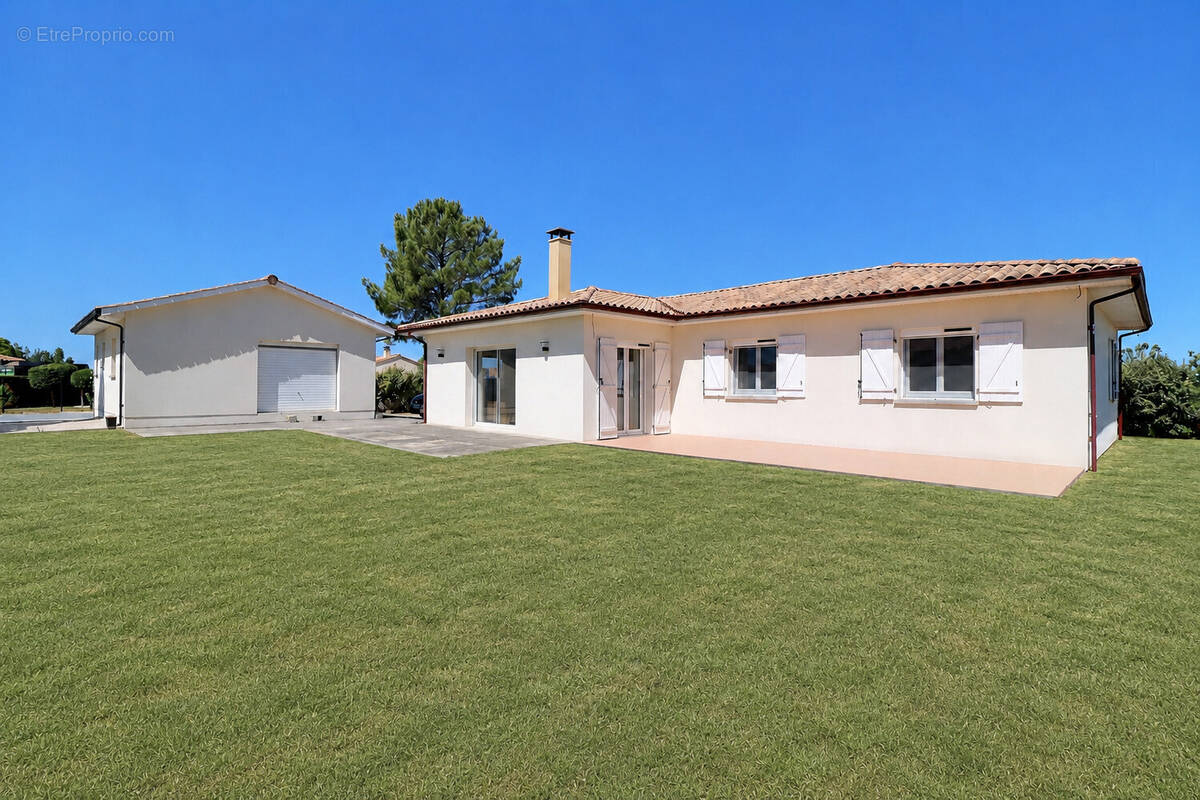 Maison à RIONS