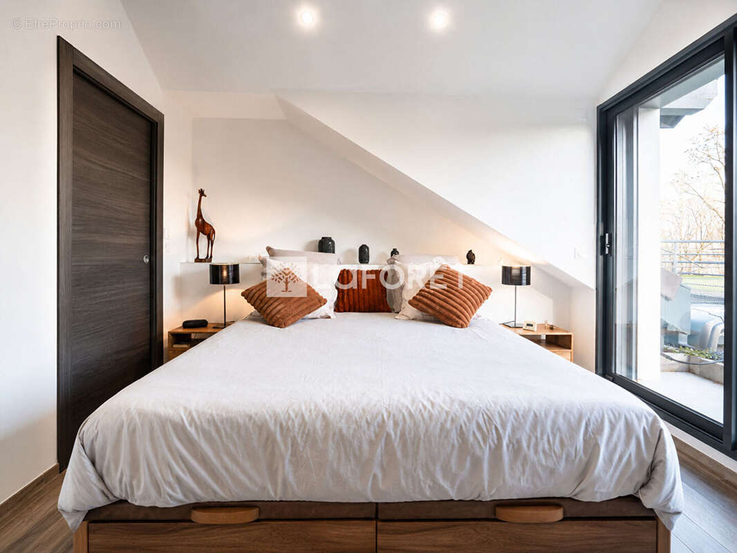 Appartement à BOURDEAU