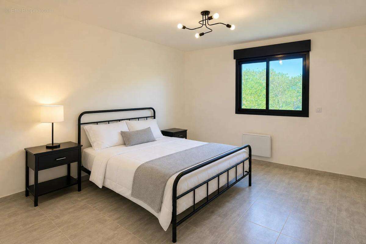 MAISON 2020, comme neuve, 124 m² à RUGLES - photo 15