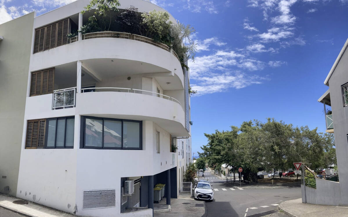 Appartement à SAINT-DENIS
