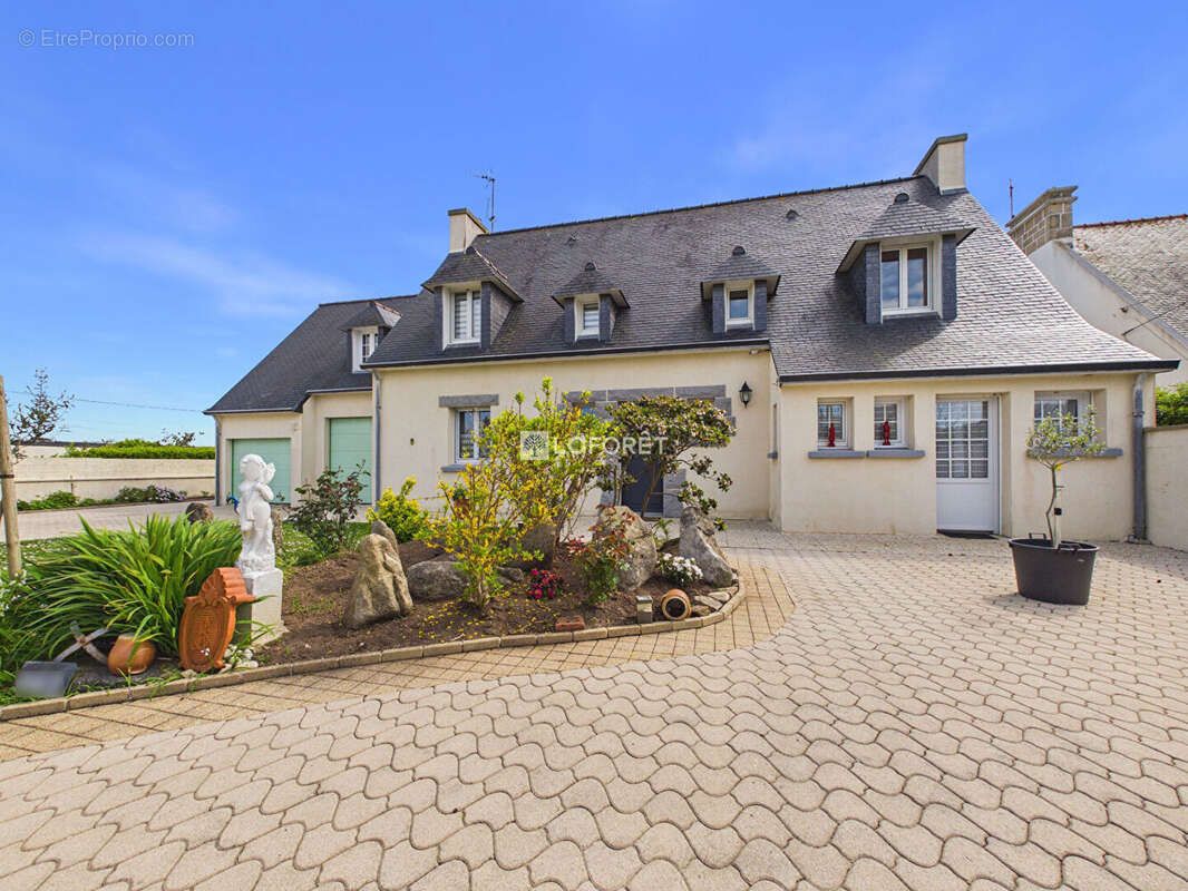 Maison à PENMARCH