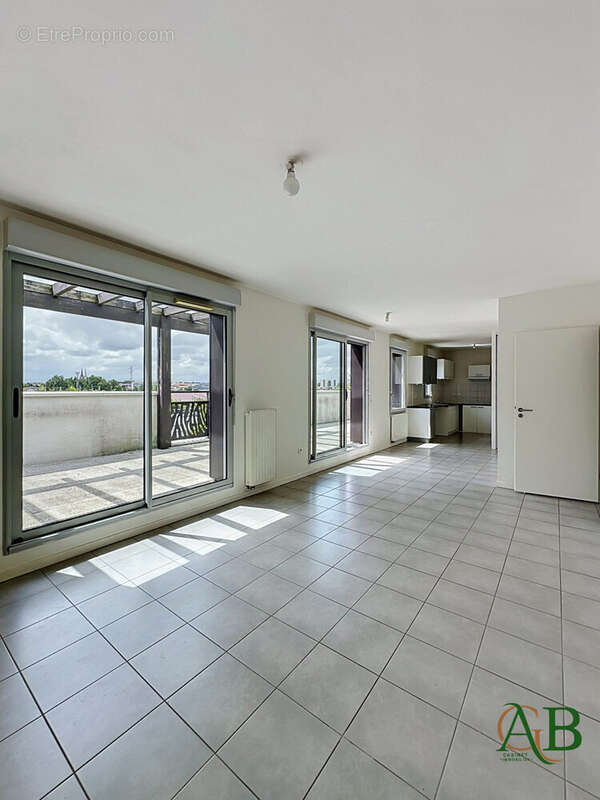 Appartement 72 m² à Bayonne  - photo 2