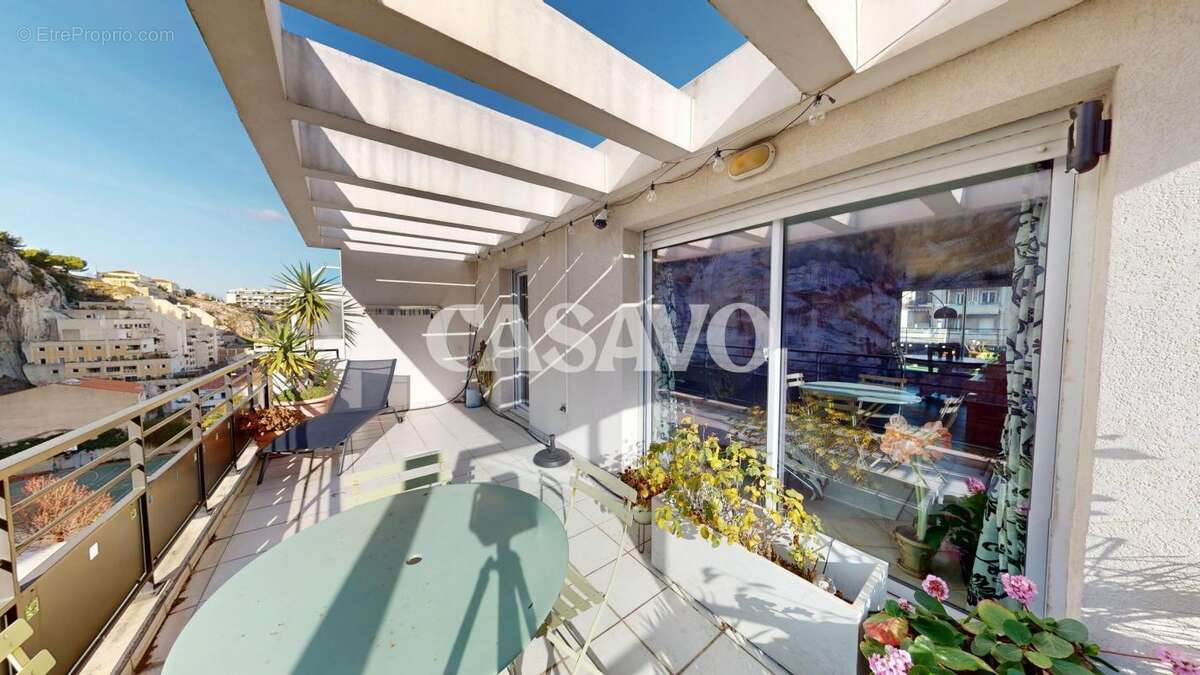 Appartement à MARSEILLE-6E