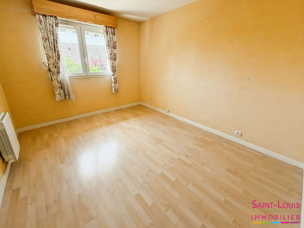 Poissy Appartement 5 pièces Terrasse  Forêt à 10min & RER A à 17 min - photo 10