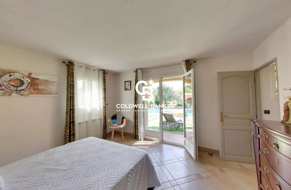 Maison à SAINT-CYPRIEN