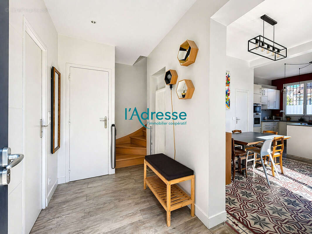 Maison à NANTERRE