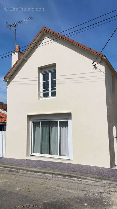 Maison T3 rénovée avec goût-Centre & plage à pied - photo 6