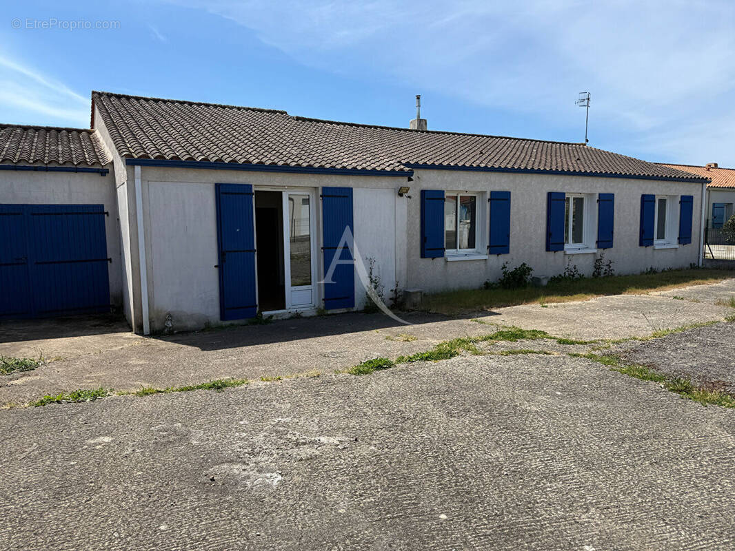 Maison à ANGLES