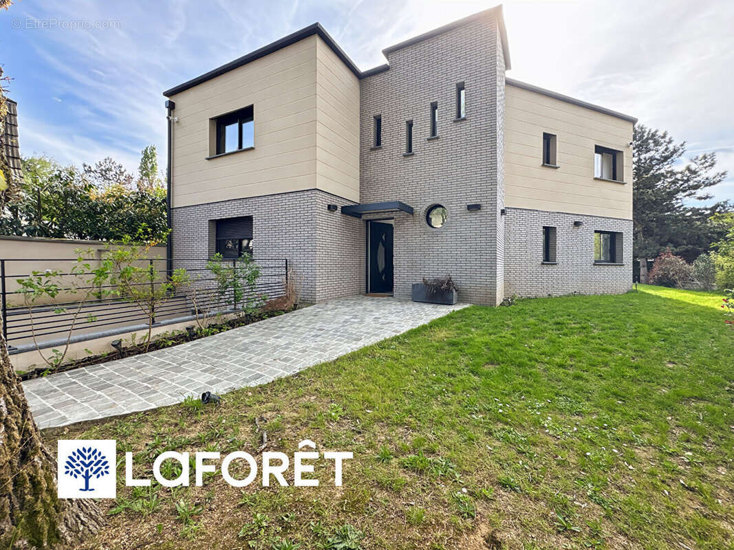 Maison à MORSANG-SUR-ORGE