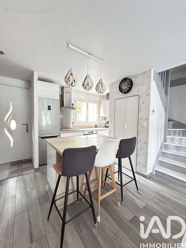 Photo 2 - Maison à PONTAULT-COMBAULT