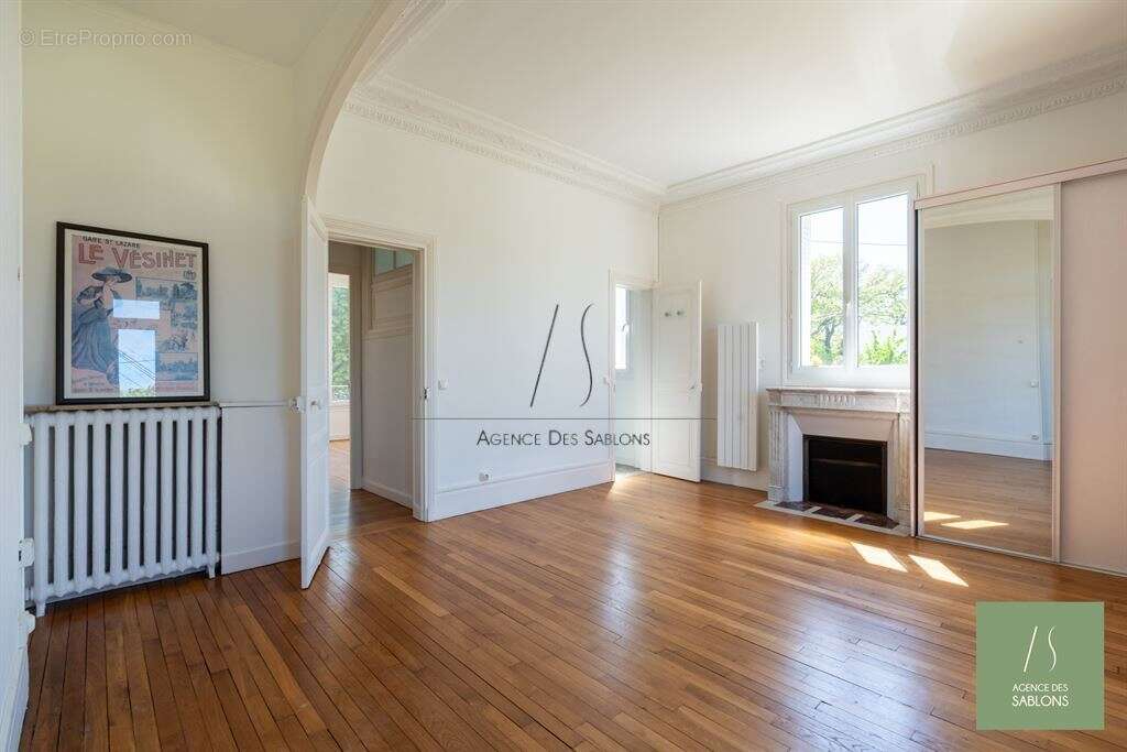 Maison à LE VESINET