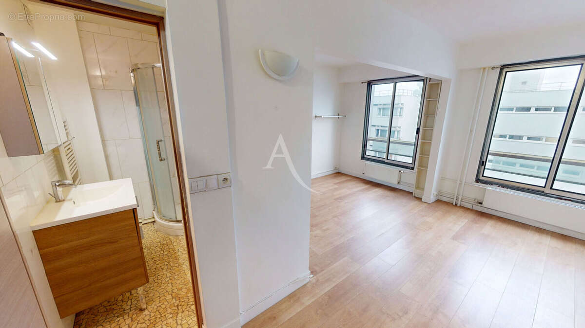 Appartement à PARIS-19E
