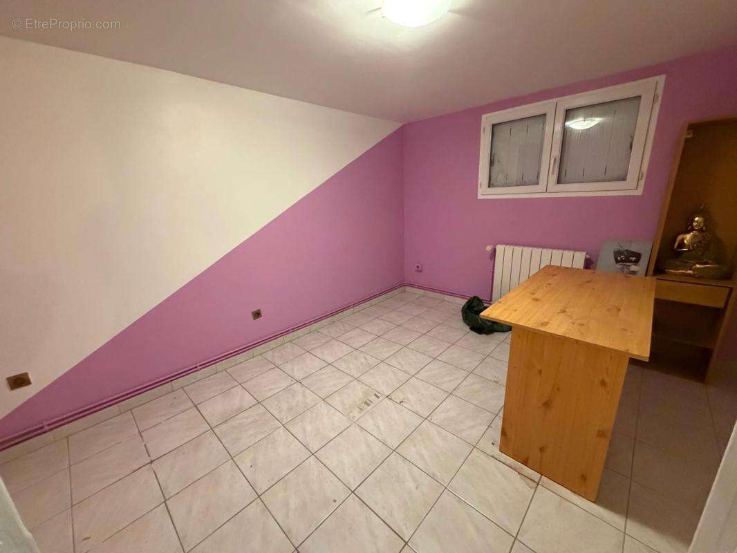 Grande Maison Familiale avec Potentiel Locatif - photo 11