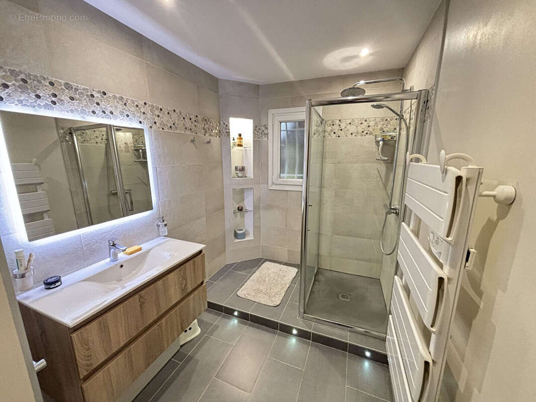 Maison à BASSE-GOULAINE