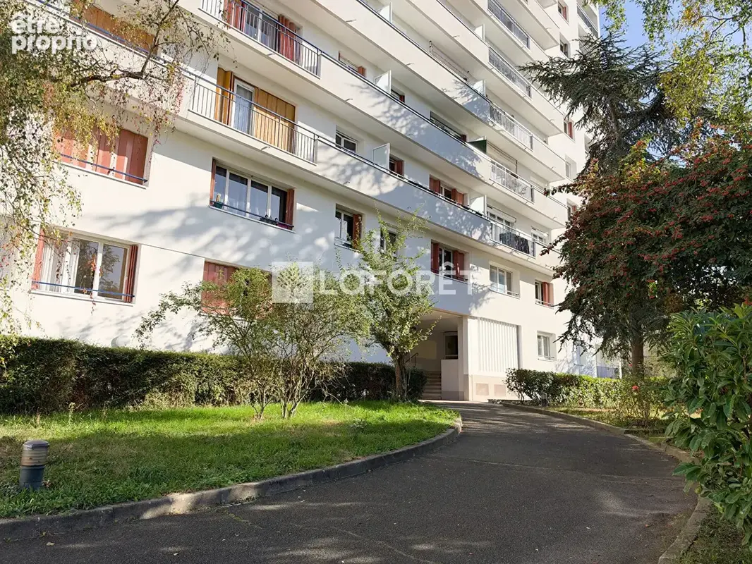 3 pièces traversant de 66m² avec balcon, parking et cave - photo 14