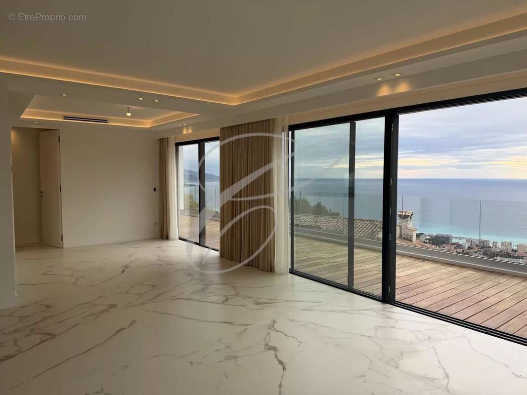 Maison à ROQUEBRUNE-CAP-MARTIN