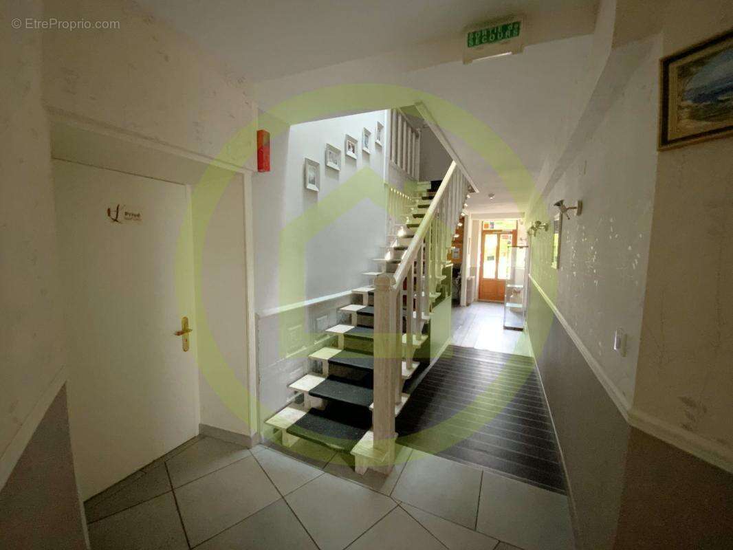 Maison à NOUZERINES