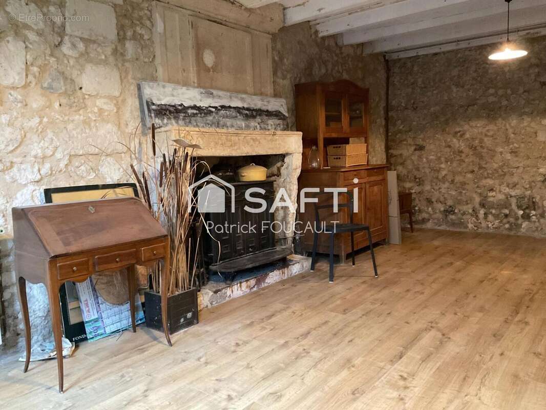 Photo 3 - Maison à MORTAGNE-SUR-GIRONDE