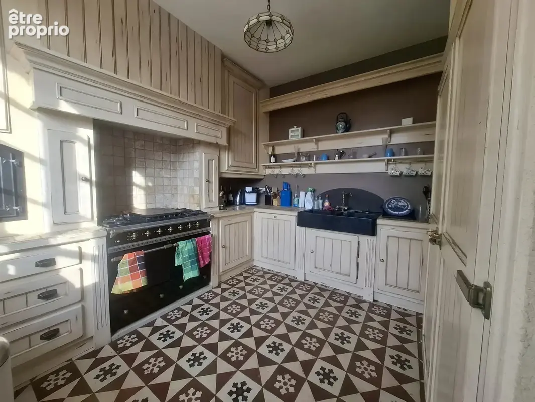 Maison de caractère de 221 m² - photo 3