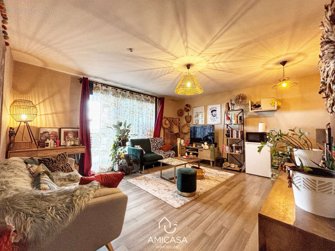 Appartement à SAINT-DENIS