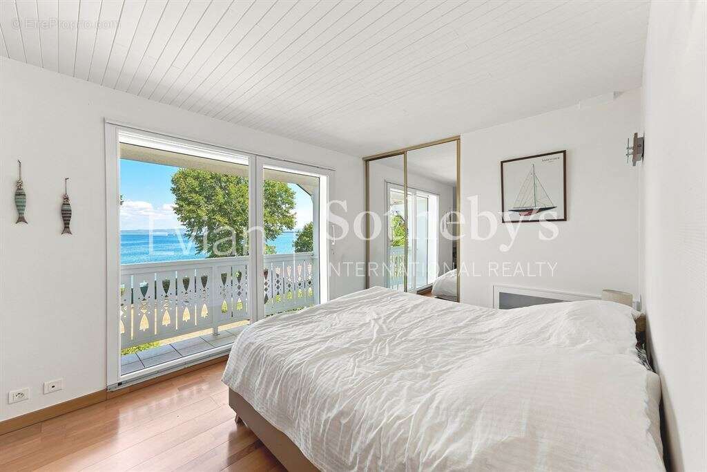 Villa pieds dans l’eau Anthy-sur-Léman - photo 10