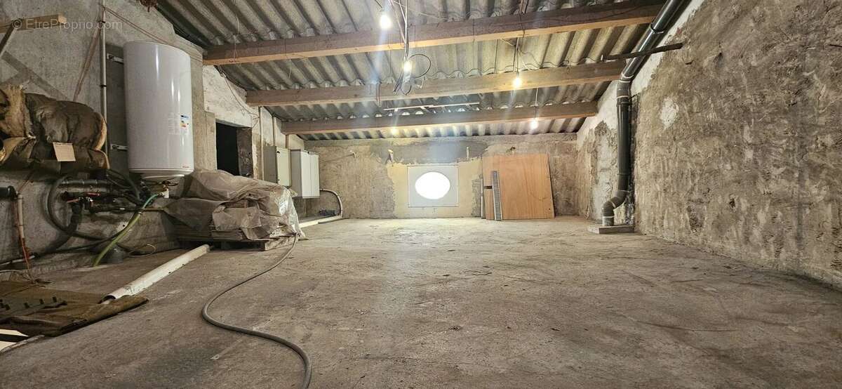 Maison à JONQUIERES