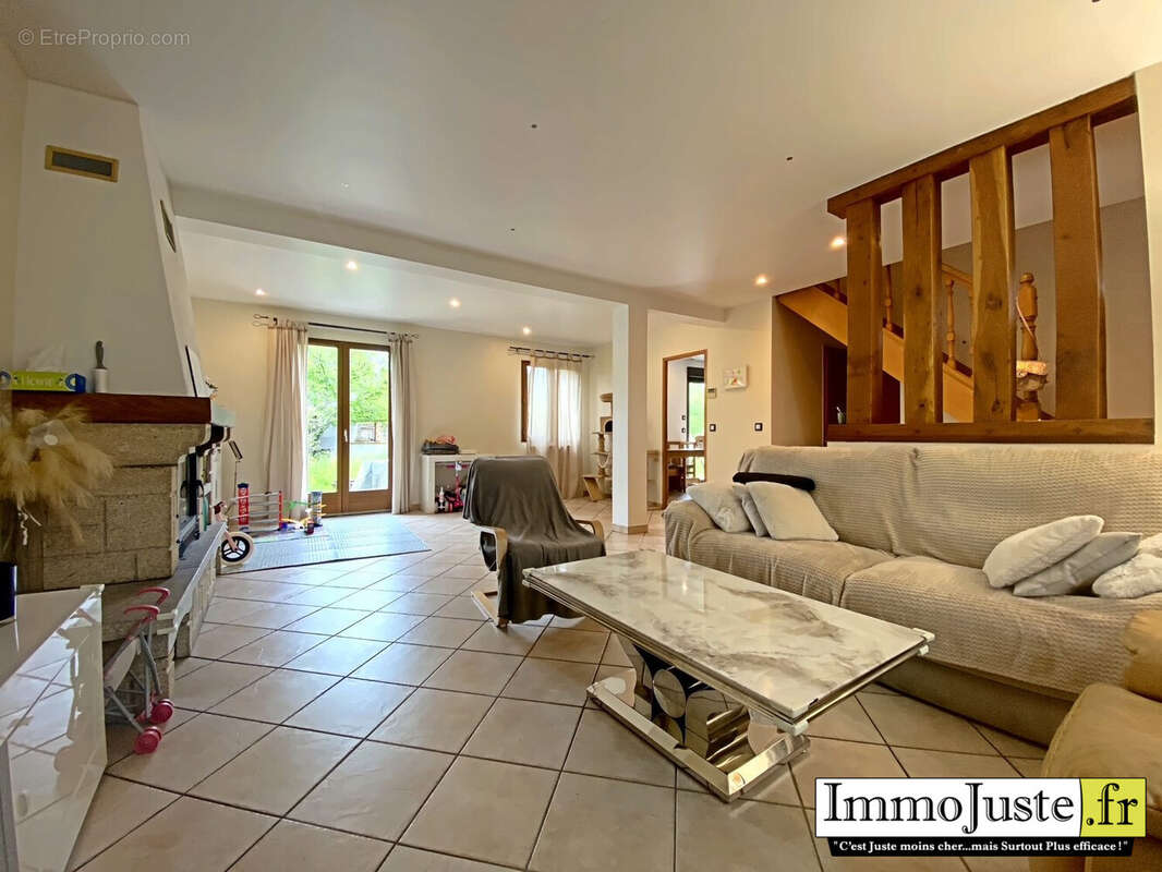 Maison à LE PERRAY-EN-YVELINES