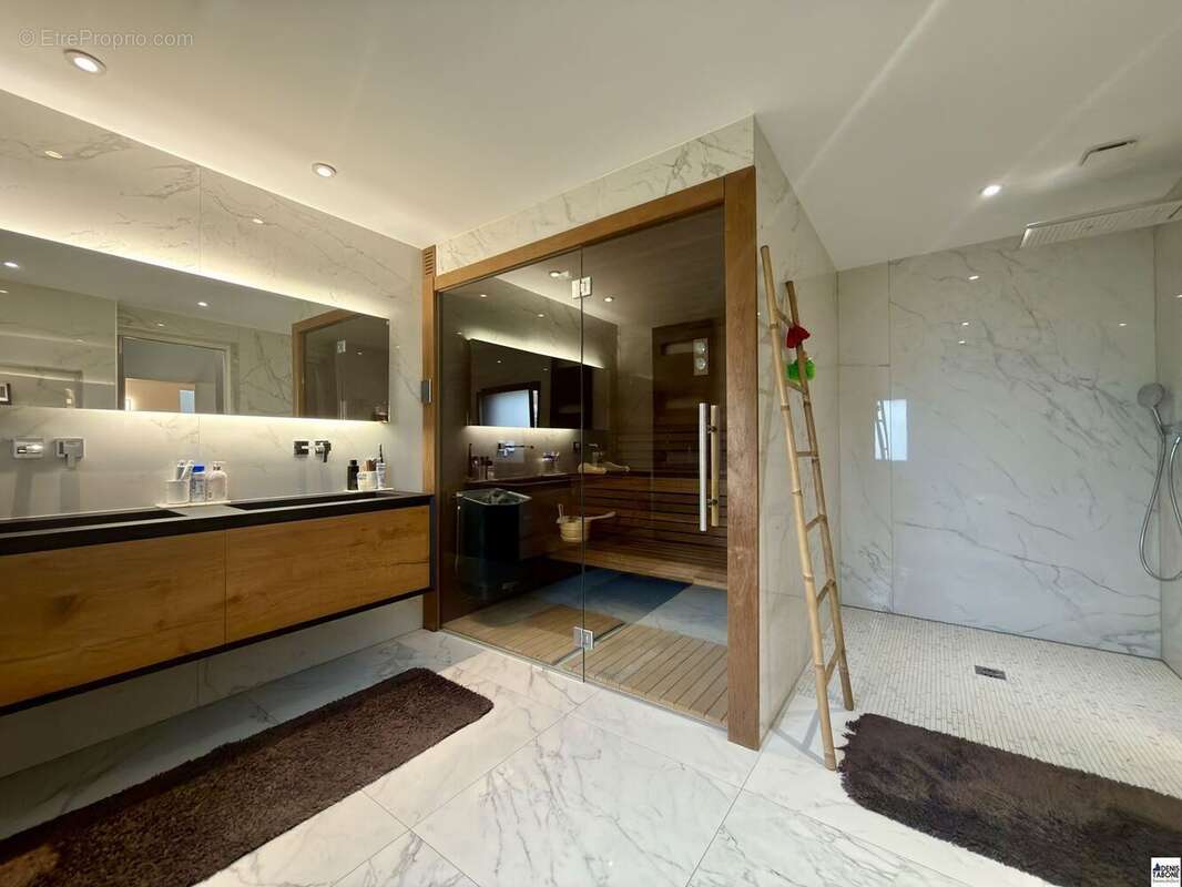 Maison à MONTLIGNON