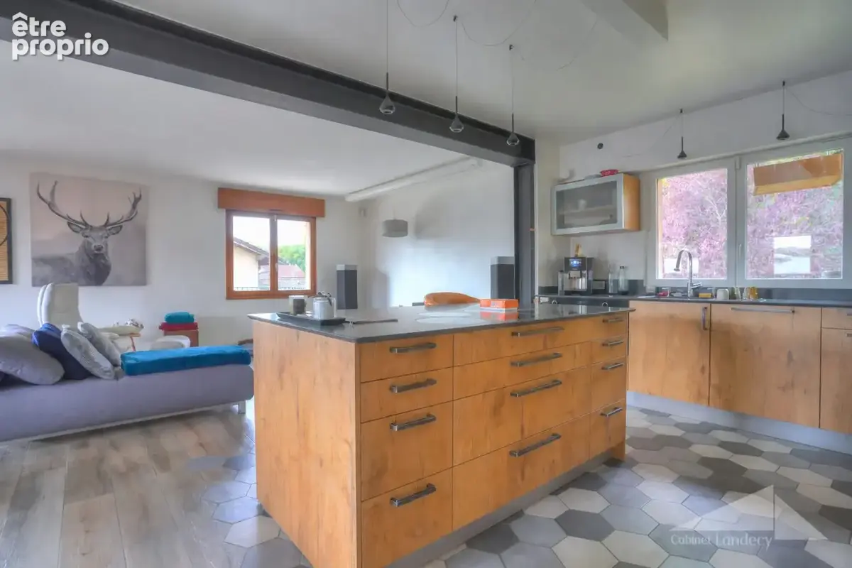 Maison 7 pièces 205 m² à vendre à Saint-Genis-Pouilly (01630) - photo 5