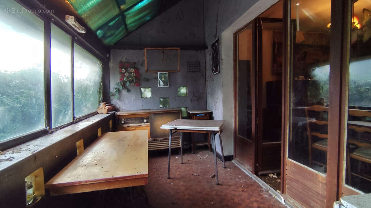 Maison à VERNEUIL-SUR-SERRE