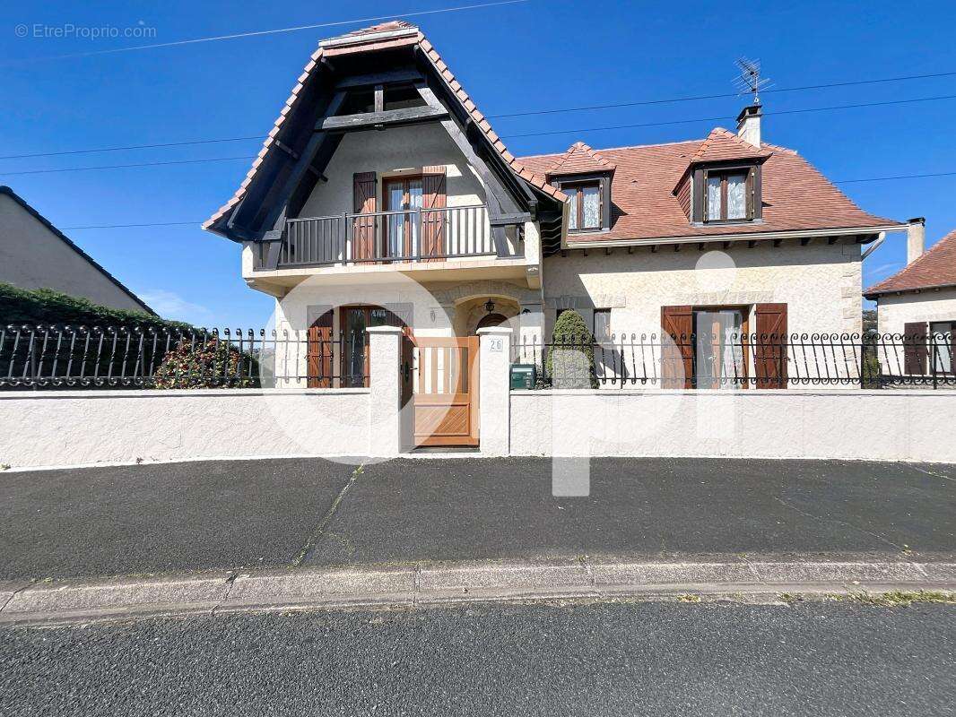 Maison à MALEMORT-SUR-CORREZE