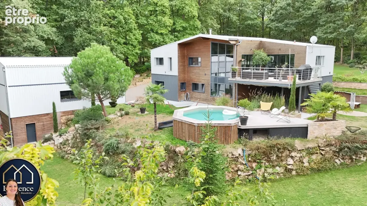 Maison à HOUDAN