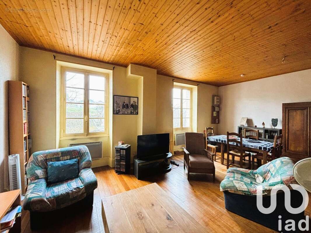 Photo 4 - Appartement à SAINT-GENIX-SUR-GUIERS