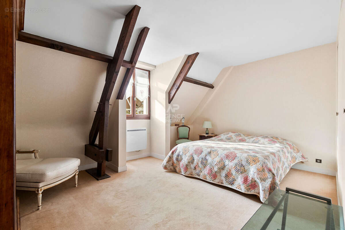 Maison à SAINT-GERMAIN-EN-LAYE