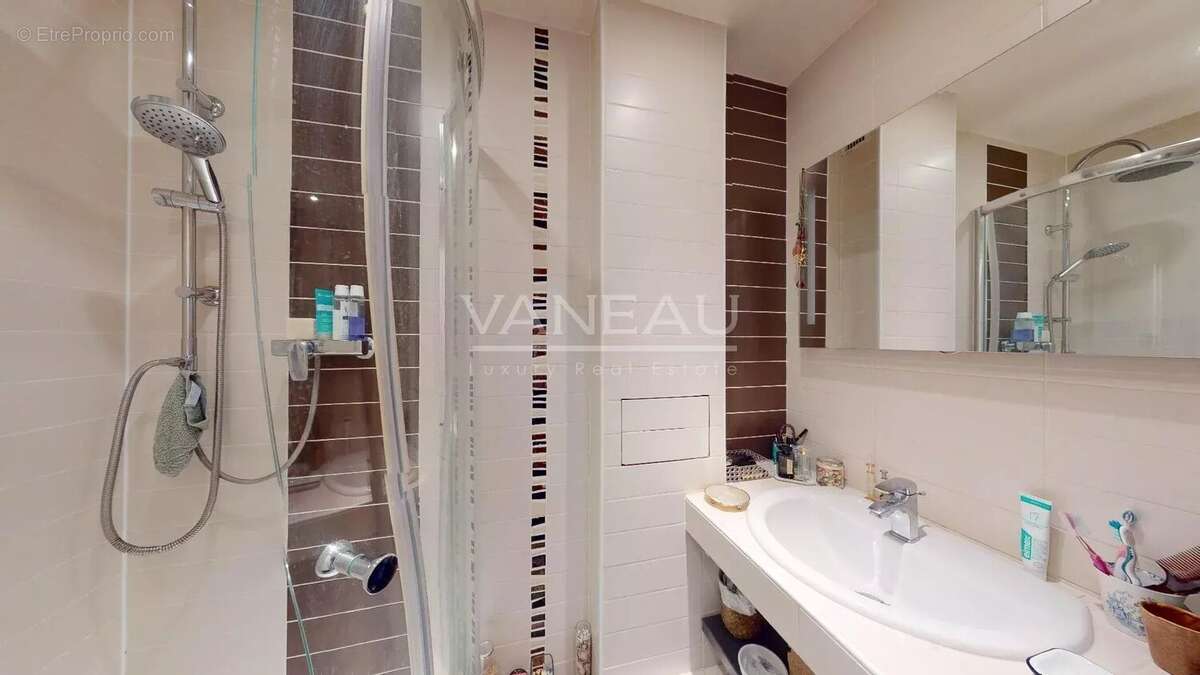 Appartement à PARIS-19E