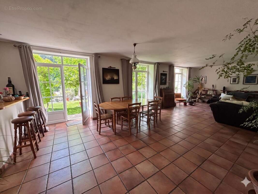 Maison 208 m² à Chatillon-En-Diois  - photo 4