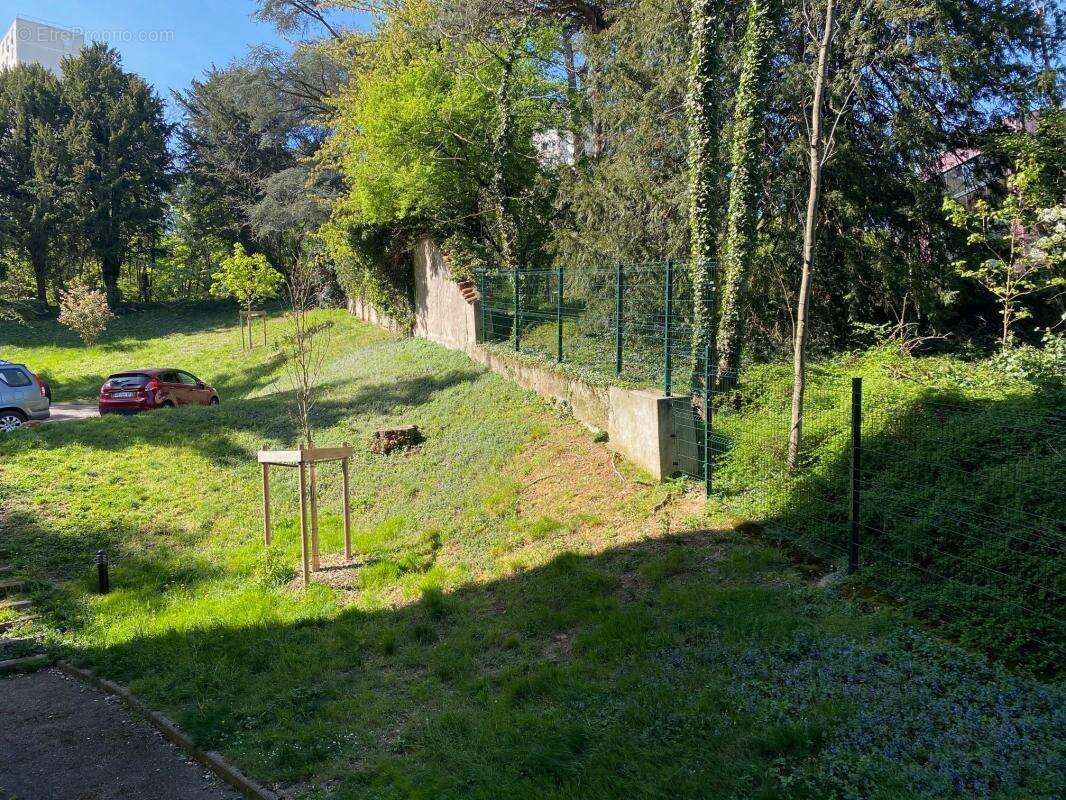 Appartement à LYON-5E