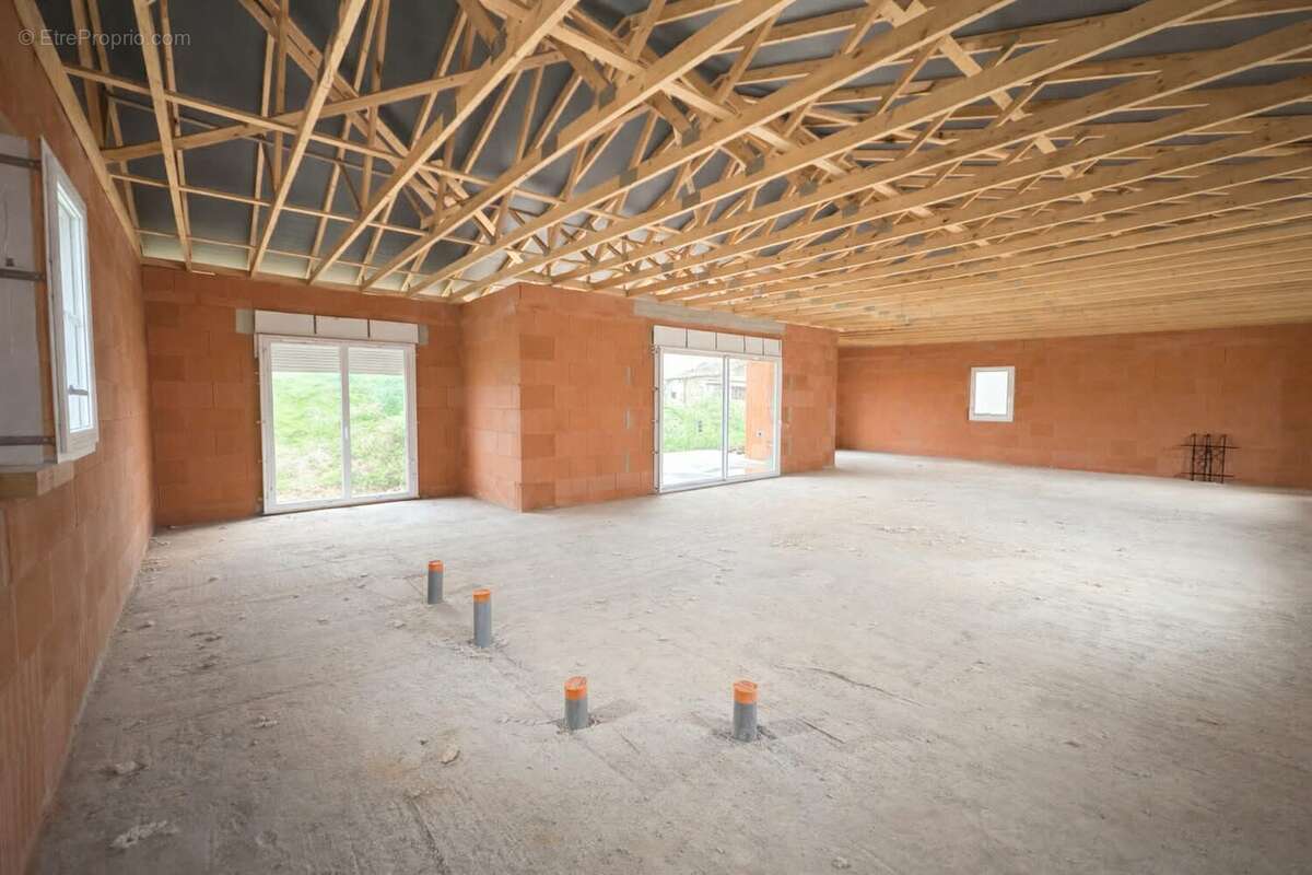 Maison à LESCURE-D'ALBIGEOIS