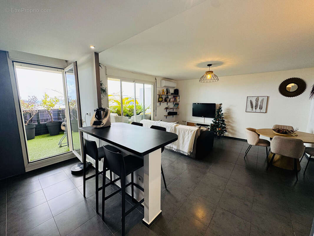 Appartement à SAINT-DENIS