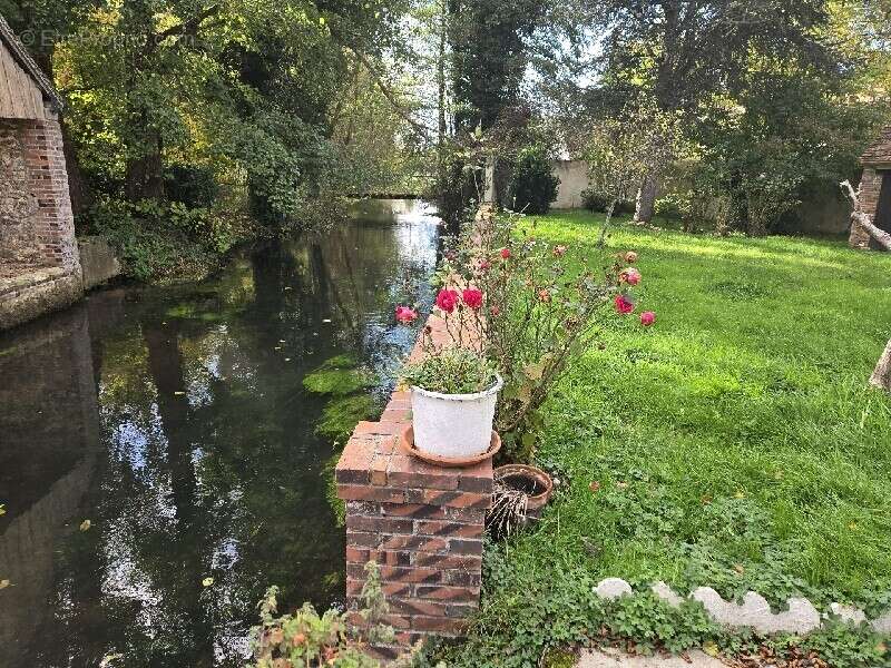 Maison à VERNEUIL-SUR-AVRE