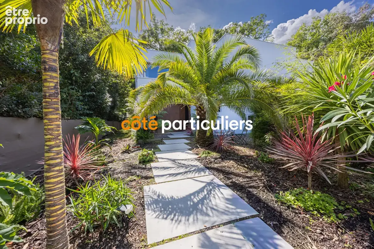 Sucé-sur-erdre - - maison contemporaine au style californien - - 260m2 utiles - - calme - - piscine - - standing - photo 1