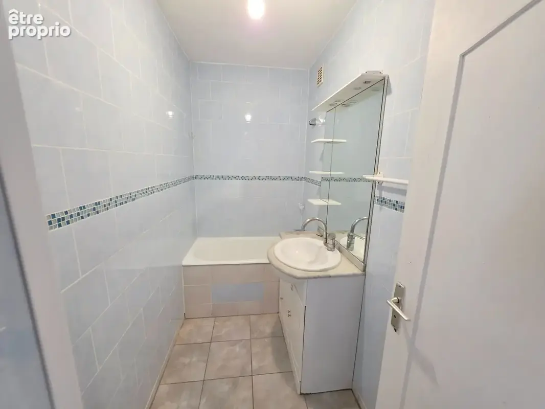 Appartement à vendre 57 pièces RIS ORANGIS (91) - photo 6